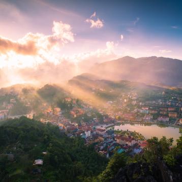Észak Vietnám és Laosz csodái